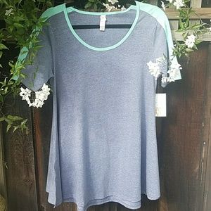 LuLaRoe XS Perfect T